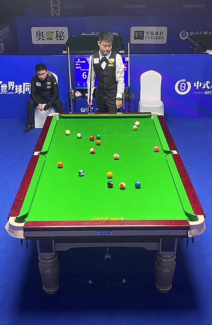 历史回顾：台球比赛中的经典瞬间