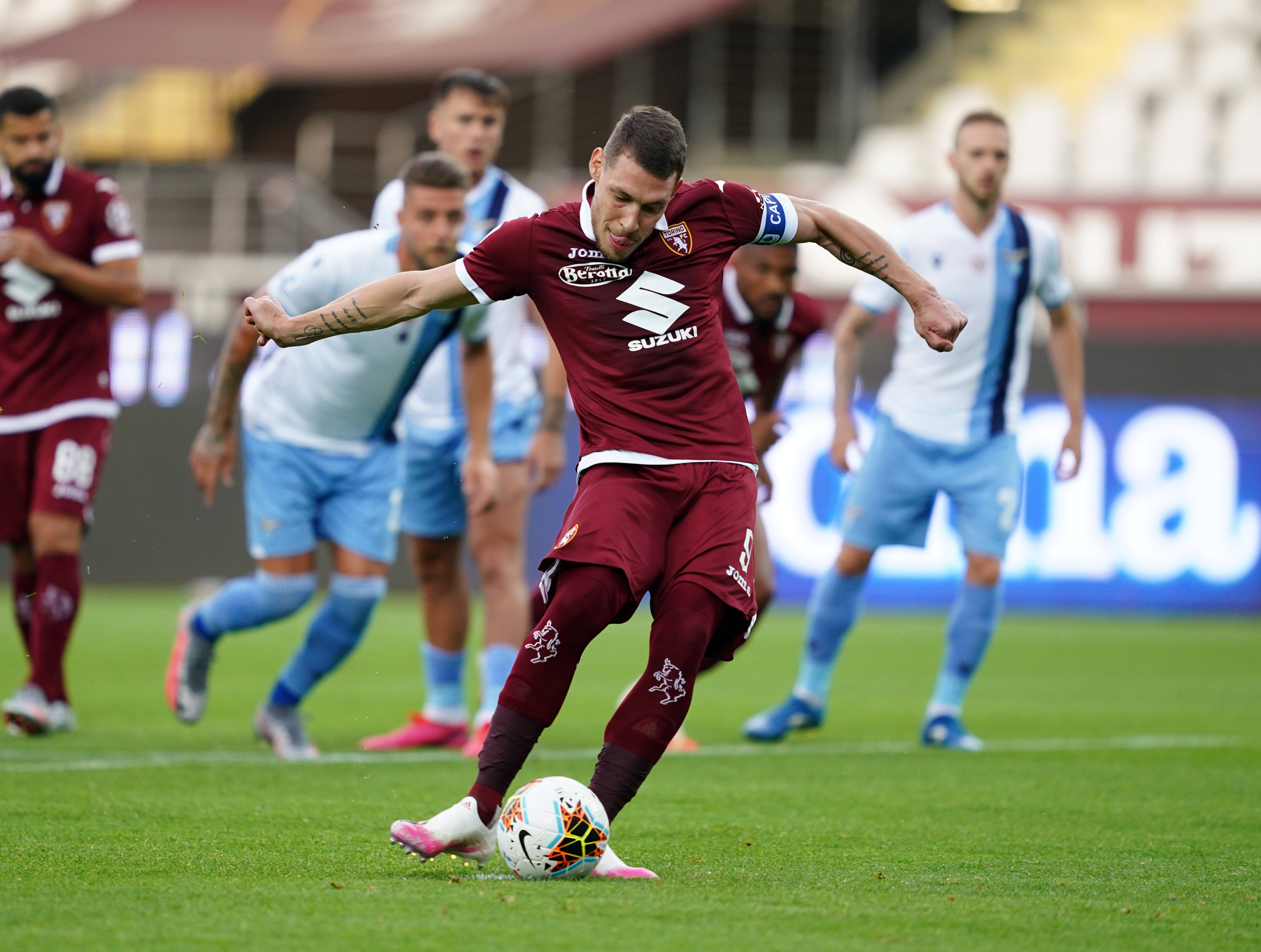 开云中国-包含主场优势：球队如何利用主场气氛取胜的词条