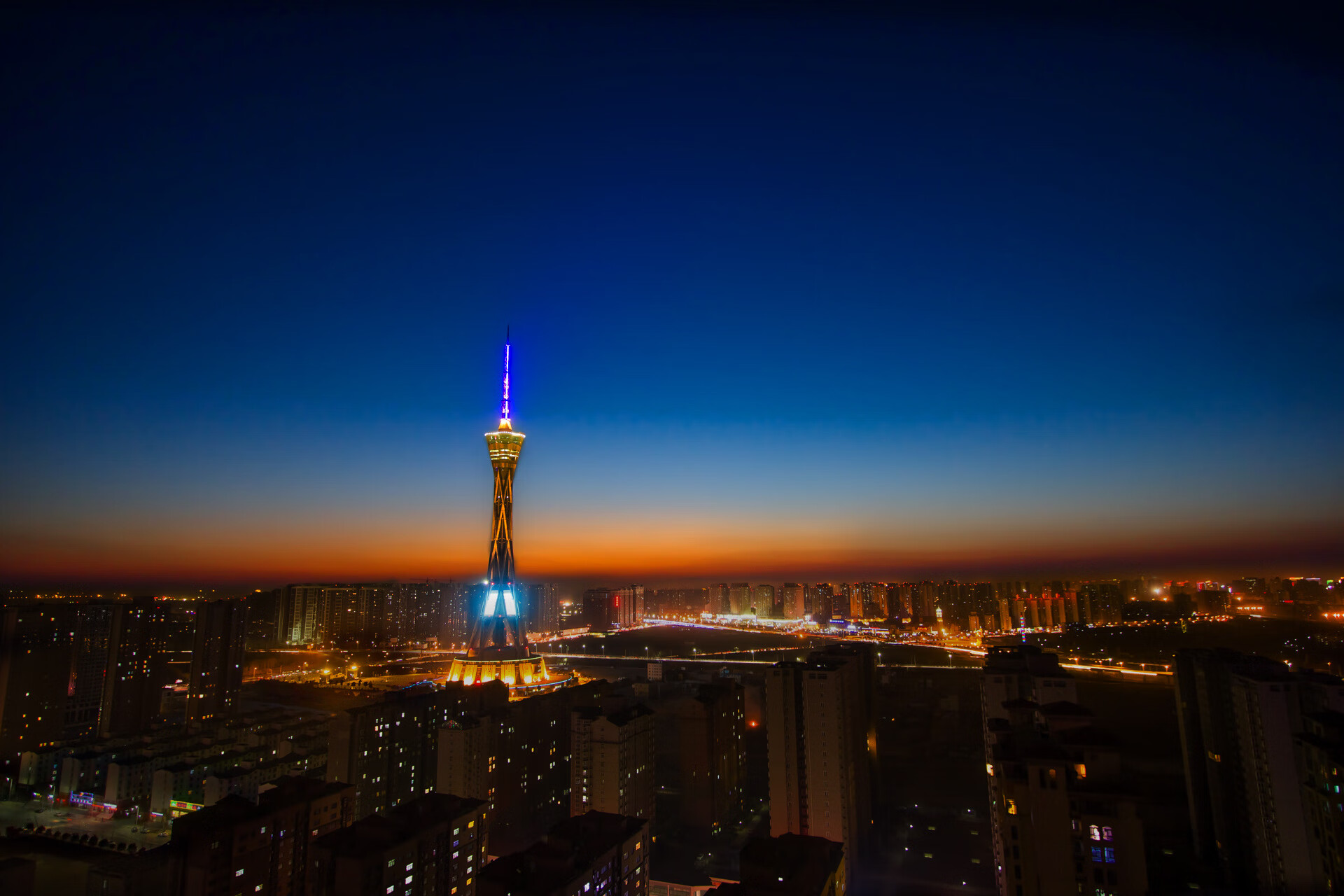 全国青训“智慧+绿色”双驱动，行业绿色低碳转型稳步推进，中国青年绿色