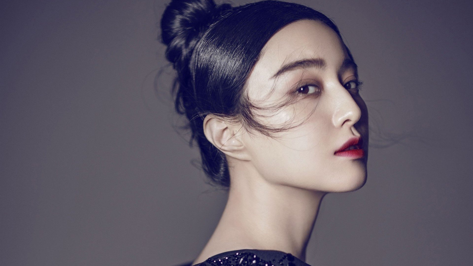 开云体育视频直播-争冠热门不容忽视！拜仁主场大胜，全队势如破竹，拜仁 主场