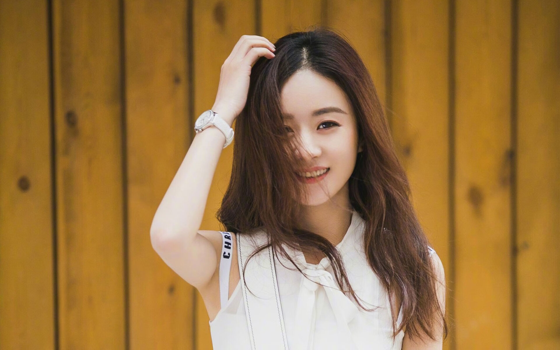 国足主帅力推战术改革，提升比赛观赏性，国足对手主帅辞职